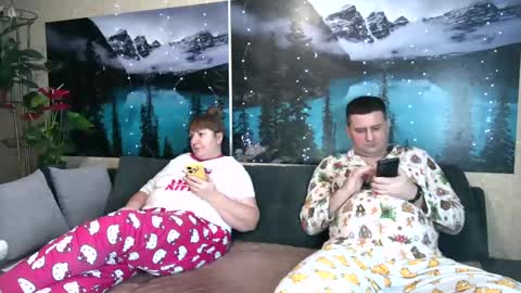Snapshot of kleosnow chatting on February 7, 2025, 12:39 pm Kleosnow online show from February 7, 2025, 12:39 pm