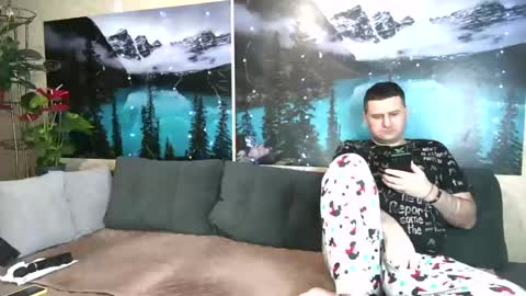 Snapshot of kleosnow chatting on February 8, 2025, 9:46 am Kleosnow online show from February 8, 2025, 9:46 am