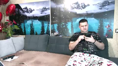Snapshot of kleosnow chatting on March 12, 2025, 8:41 am Kleosnow online show from March 12, 2025, 8:41 am
