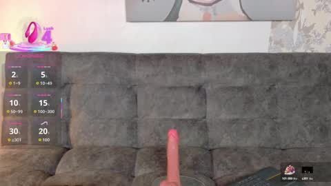 kloe_bella online show from October 3, 2025, 1:52 pm