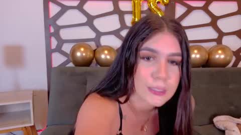 kloe_bella online show from February 23, 2026, 12:46 pm