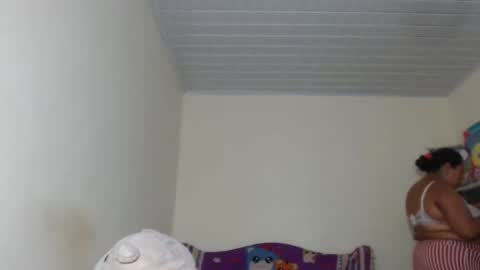 Snapshot of kloe_boobs chatting on February 19, 2025, 2:23 am Kloe online show from February 19, 2025, 2:23 am