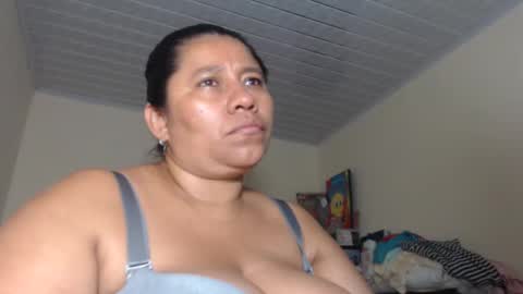 Snapshot of kloe_boobs chatting on March 2, 2025, 6:16 am Kloe online show from March 2, 2025, 6:16 am