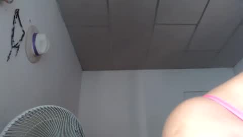 Kloe online show from December 18, 2025, 10:05 pm