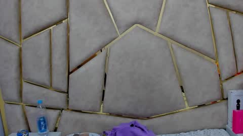 kloe online show from February 3, 2026, 4:43 am