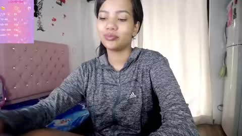 Snapshot of kloy_sech chatting on March 3, 2025, 1:31 pm Valen online show from March 3, 2025, 1:31 pm