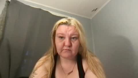 kmarie1196 online show from July 13, 2026, 12:13 am