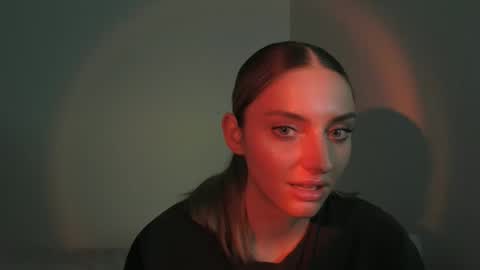 Snapshot of kmb25 chatting on March 12, 2026, 2:39 am kmb25 online show from March 12, 2026, 2:39 am