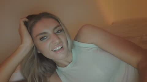 Snapshot of kmb25 chatting on July 15, 2026, 5:34 am kmb25 online show from July 15, 2026, 5:34 am