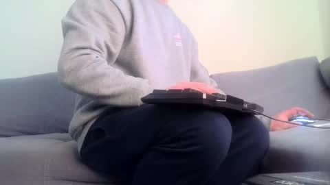 kmlt420 online show from December 3, 2024, 3:22 pm