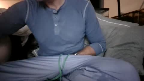 Snapshot of knight3975 chatting on September 19, 2025, 1:45 pm Knight3975 online show from September 19, 2025, 1:45 pm