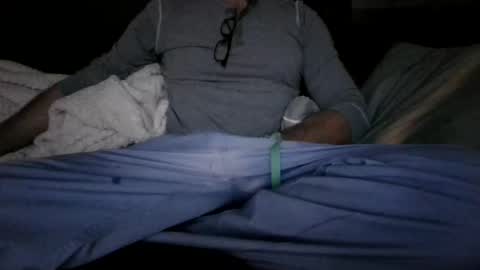 Snapshot of knight3975 chatting on September 27, 2025, 3:11 am Knight3975 online show from September 27, 2025, 3:11 am