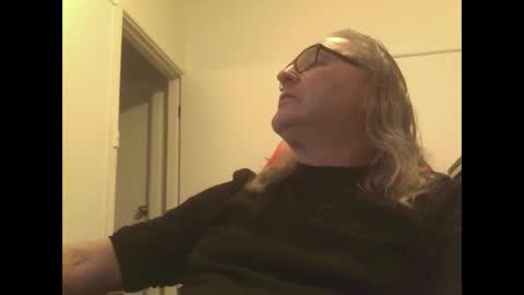 knobout online show from October 18, 2025, 2:47 am