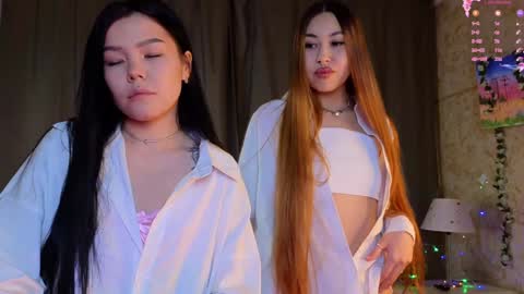 Sakura  Azumi online show from January 8, 2025, 1:09 pm