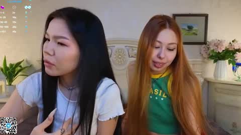 Sakura  Azumi online show from March 3, 2025, 1:09 pm