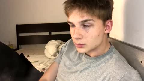 Snapshot of knotsiemens chatting on September 29, 2025, 11:26 am Adam online show from September 29, 2025, 11:26 am