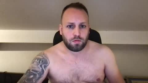 hugo online show from October 1, 2025, 11:00 pm