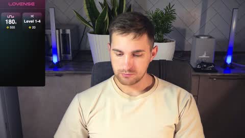 Snapshot of kochka25 chatting on January 8, 2025, 8:49 am Sweet boy online show from January 8, 2025, 8:49 am