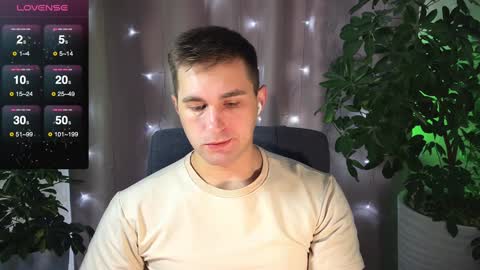 Snapshot of kochka25 chatting on February 8, 2025, 6:43 am Sweet boy online show from February 8, 2025, 6:43 am