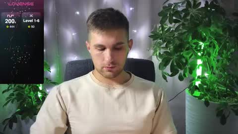 Snapshot of kochka25 chatting on February 13, 2025, 8:24 pm Sweet boy online show from February 13, 2025, 8:24 pm
