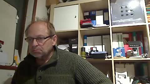 Snapshot of kokin3034 chatting on December 8, 2024, 5:44 pm kokin3034 online show from December 8, 2024, 5:44 pm