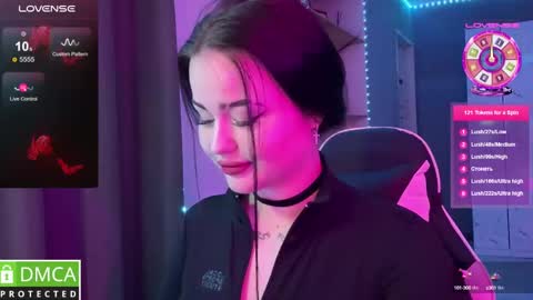 Mia online show from January 5, 2025, 10:40 pm