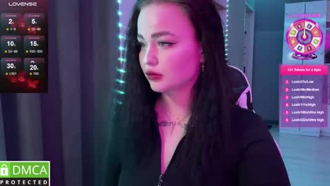 Mia online show from February 11, 2025, 9:14 pm