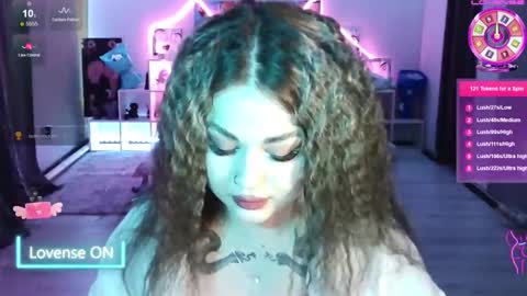 Mia online show from September 30, 2025, 4:23 pm