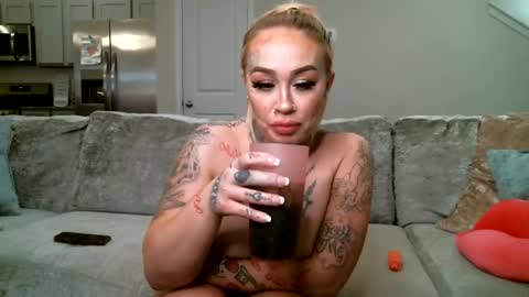 Snapshot of kokokwinn chatting on March 6, 2025, 3:02 pm Koko Kwinn online show from March 6, 2025, 3:02 pm