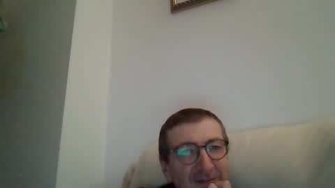 Snapshot of kolesie7 chatting on October 11, 2025, 10:19 pm JUAN CARLOS online show from October 11, 2025, 10:19 pm