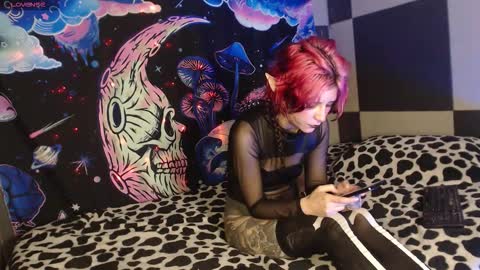 konekokawai online show from February 4, 2026, 7:09 pm