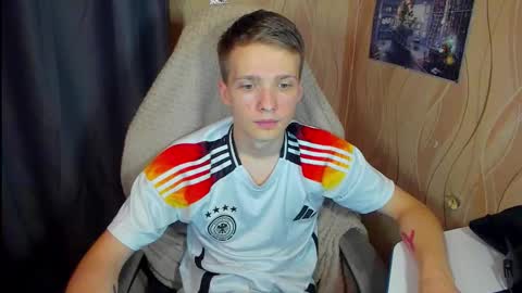 Snapshot of konnor_deviant chatting on October 2, 2025, 9:44 pm konnor_deviant online show from October 2, 2025, 9:44 pm