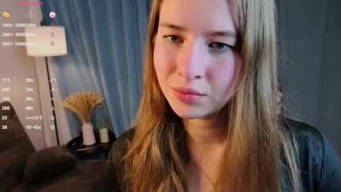 Snapshot of koolyquiser chatting on December 4, 2025, 4:38 pm Jenna online show from December 4, 2025, 4:38 pm