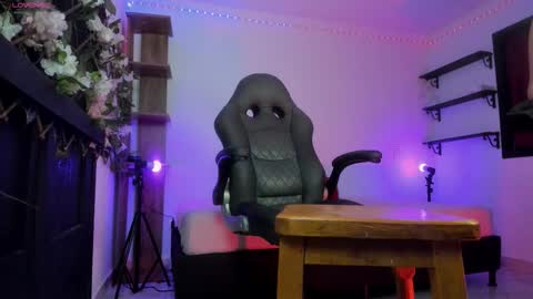 Snapshot of kora_red999 chatting on November 30, 2025, 1:37 pm Kora Red online show from November 30, 2025, 1:37 pm