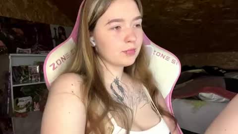 Snapshot of korialmas chatting on July 14, 2026, 6:24 pm Nova online show from July 14, 2026, 6:24 pm