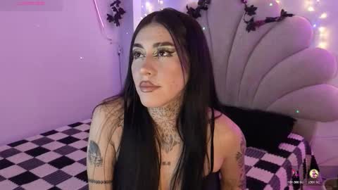 korolova online show from December 18, 2025, 1:22 am