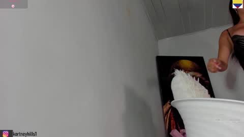 Snapshot of kortneyhills chatting on November 10, 2025, 4:11 am Kortneyhills - Aries online show from November 10, 2025, 4:11 am