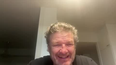 Snapshot of kovapoika chatting on October 14, 2025, 3:02 pm kovapoika online show from October 14, 2025, 3:02 pm