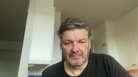 Snapshot of kovapoika chatting on October 19, 2025, 9:54 am kovapoika online show from October 19, 2025, 9:54 am