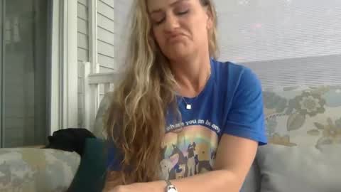 koyoteej online show from January 16, 2025, 1:58 pm