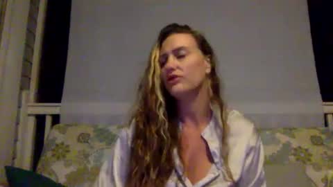 koyoteej online show from January 27, 2025, 3:37 am