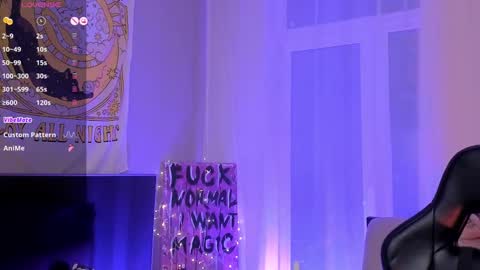 Snapshot of koza_dereza_ chatting on February 2, 2025, 10:28 pm Jess online show from February 2, 2025, 10:28 pm