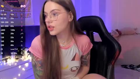 Snapshot of koza_dereza_ chatting on February 11, 2025, 8:20 pm Jess online show from February 11, 2025, 8:20 pm