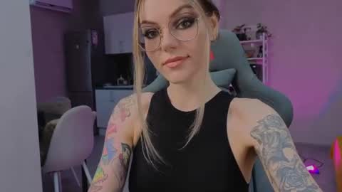 Jess online show from June 28, 2026, 10:54 am
