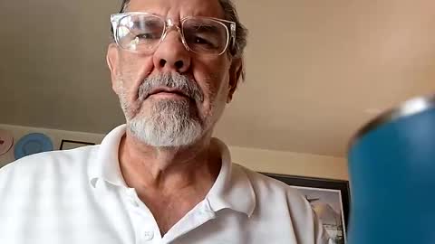 Snapshot of kp633 chatting on November 6, 2025, 5:58 pm kp633 online show from November 6, 2025, 5:58 pm