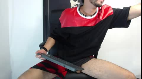 kratoswolf online show from May 20, 2026, 6:47 pm