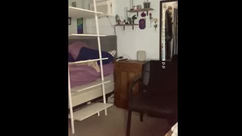 kreamyk420 online show from March 17, 2026, 8:12 pm