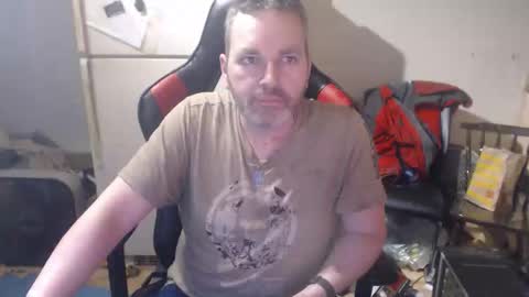 krimson999 online show from March 3, 2026, 9:42 pm