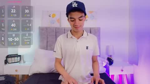 Snapshot of kris_storm chatting on January 9, 2026, 8:43 pm kris storm online show from January 9, 2026, 8:43 pm