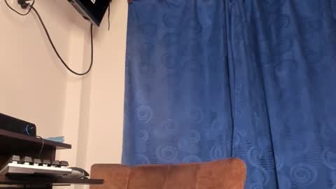 Snapshot of kriss_edwards chatting on March 12, 2026, 4:18 am Kriss online show from March 12, 2026, 4:18 am